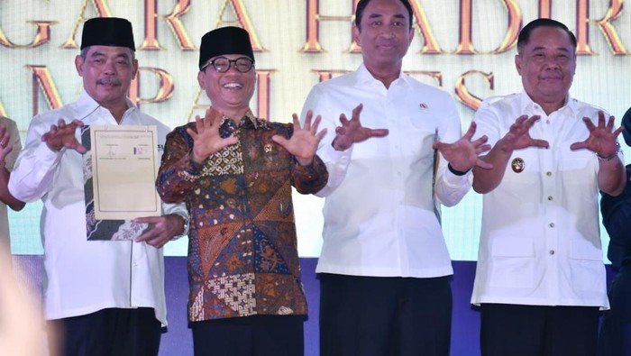 Mendes Yandri – Kepala BNN Deklarasi Indonesia Bersinar, Komitmen Perangi Narkoba