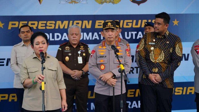 Hadiri Pelepasan 22 Kontainer Bantuan Kemanusiaan Polri, Ketua Komisi IV DPR Apresiasi Polri